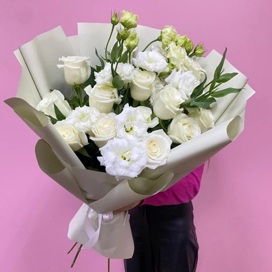 Букет цветов "Белое кружево" Букет цветов "Белое кружево"